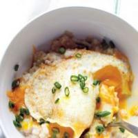 Savory Oatmeal and Soft-Cooked Egg_image