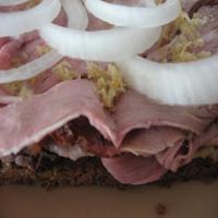 Roast Beef Open Faced Sandwich (Smørrebrød) image