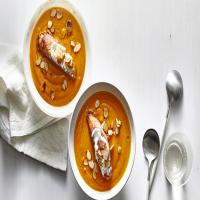 Carrot Soup With Candied Almonds_image
