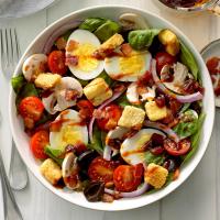 Spinach Salad with Hot Bacon Dressing_image