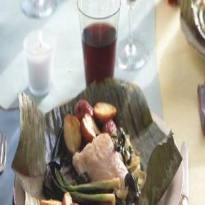 Fish Wrapped in Banana Leaves with Chile Rajas and Crema_image