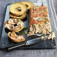 Poached & smoked salmon pâté with bagel toasts_image