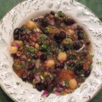 Balela (Chickpea and Black Bean Salad)_image