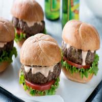 Green Chile-Cheddar Beef Burgers_image