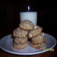 White Chocolate Chip Hazelnut Cookies_image