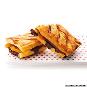 Grilled Chocolate and Apricot Sandwiches image
