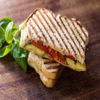 GRILLED CHEESE AND FRIED ZUCCHINI SANDWICH Recipe - (4.4/5) image