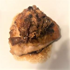 Chicken Thighs with Porcini-Marsala Pan Sauce_image