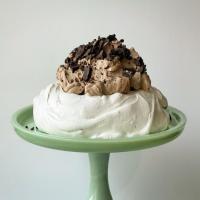 Mint Chocolate Chip Pavlova for Two_image