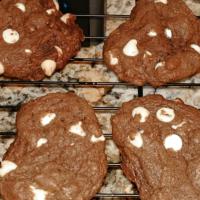 Mocha White Chocolate Chunk Cookies_image