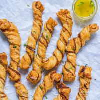 Air Fryer Garlic Parmesan Twists_image