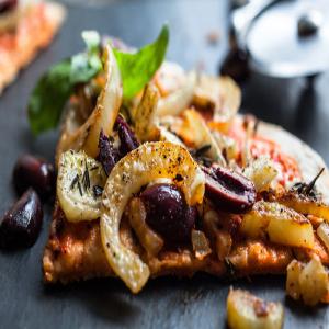Grilled Pizza With Grilled Fennel and Parmesan_image