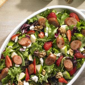Johnsonville Strawberry and Apple Chicken Sausage Salad_image