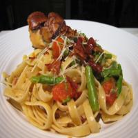 Linguine With Asparagus, Parmesan, and Bacon_image