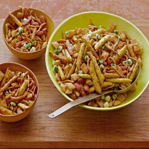 Sesame and Wasabi Snack Mix image
