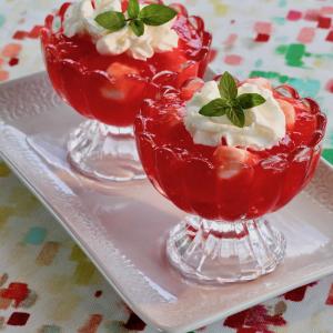 Strawberry Lemonade Marshmallow Jell-O® image
