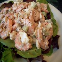 Creamy Shrimp Salad On Romaine_image
