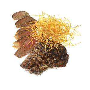 Steak with Shoestring Frites_image