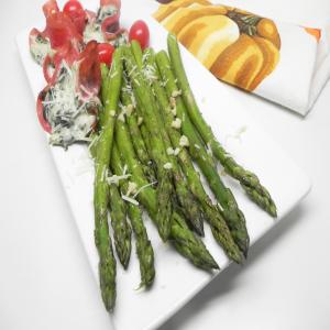 Quick and Easy Baked Asparagus_image