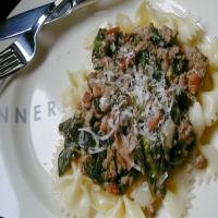 Fresh Spinach With Ground Beef image