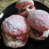 Strawberry Sandwich Cookies image