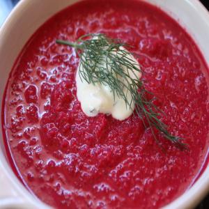 A Cold Summer Soup of Beets and Pimento Pepper_image