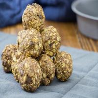Chocolate Peanut Butter Protein Balls_image