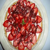 White Chocolate Strawberry Pie_image