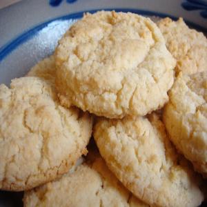 Vanilla Almond Sugar Cookies!_image