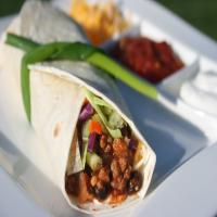 Tink's Spicy Beef & Black Bean Tacos_image