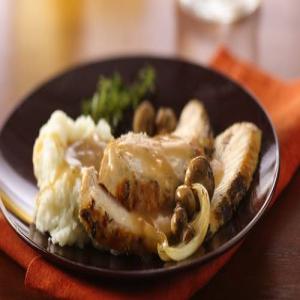 Dijon and Herb Turkey Breast with Mushroom Gravy_image