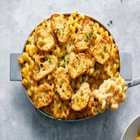 French Onion Macaroni and Cheese image