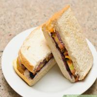 How to Make a Day After Thanksgiving Turkey Sandwich_image