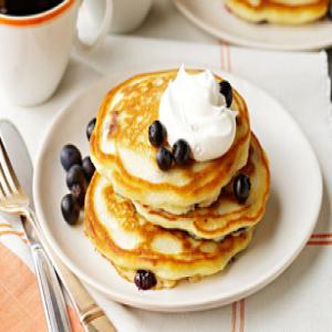 Easy Blueberry Pancake Recipe_image