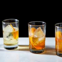 An Adaptable Old-Fashioned Cocktail_image