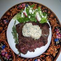T-Bones With Garlic-Thyme Butter_image