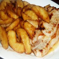 Grilled Pork Chops With Vanilla-Scented Apples image