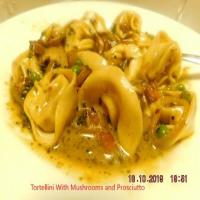 Tortellini with Mushrooms and Prosciutto_image