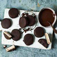 Chocolate marshmallow wheels_image