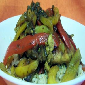 Bistro Chicken With Peppers_image