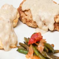 Chicken and Biscuits_image