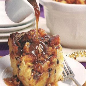 New Orleans style bread pudding with coconut prali_image