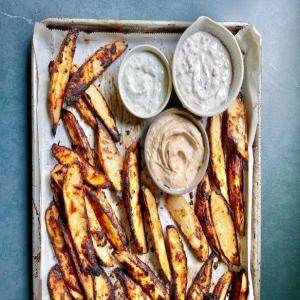 Ranch Potato Wedges with Three Dips_image