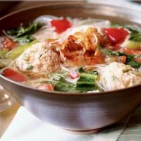 Bok Choy and Rice Noodle Soup with Turkey Meatballs_image