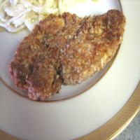 Pecan Crusted Chicken With Blackberry Wine Sauce_image