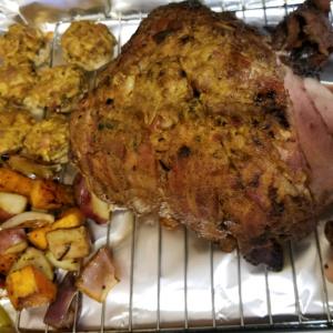 Bacon Mustard Pork Roast with Stuffed Mushroom Caps_image