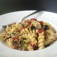 Tomato, Spinach, and Cheese Pasta_image