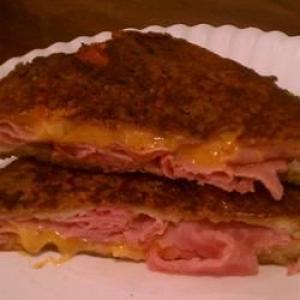 Ham Pan Sandwiches_image