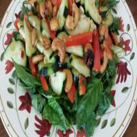 Thai Salad With Cashews_image