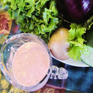 Mom's Creamy Cheesy Berry Salad Dressing_image